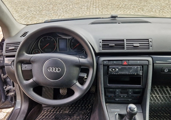 Audi A4 cena 7800 przebieg: 234864, rok produkcji 2003 z Strzegom małe 67